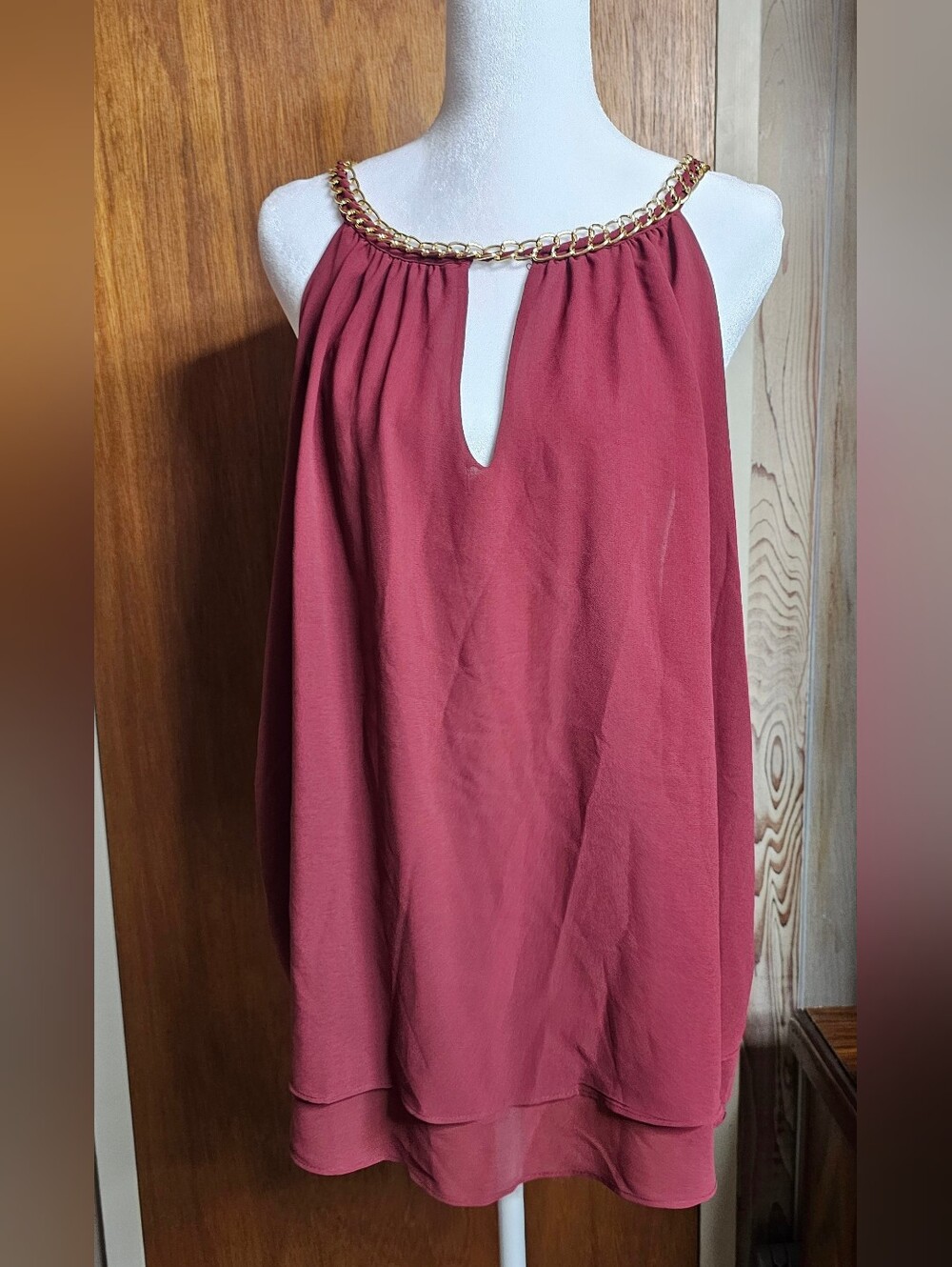 Charlotte Russe Rose-Mauve Halter Top with Gold Chain NWT Plus Size 2x